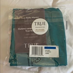 Turquoise True & Co True Body Hipster